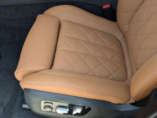 Used 2026 BMW X5 xDrive40i w/ M Sport Package AWD/4WD image 4