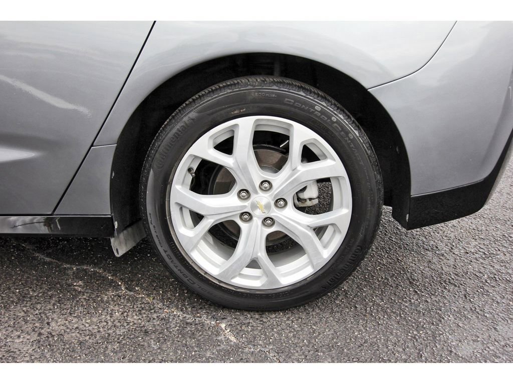 Used 2018 Chevrolet Volt Premier image 35