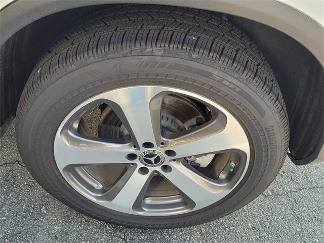 Used 2022 Mercedes-Benz GLC 300 4MATIC w/ Premium Package Lite image 10