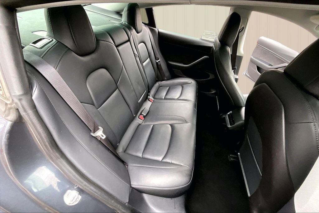 Used 2020 Tesla Model 3 Long Range image 25