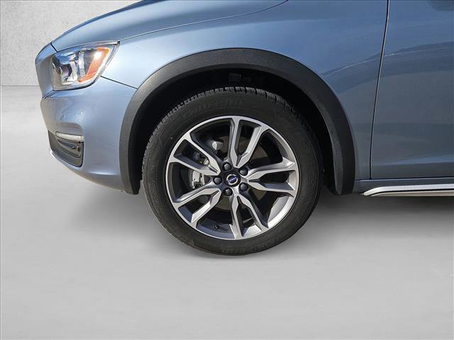 Used 2018 Volvo V60 T5 Cross Country w/ Convenience Package image 24