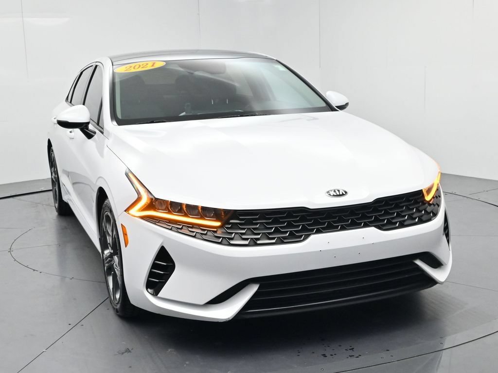 Used 2021 Kia K5 EX FWD image 2