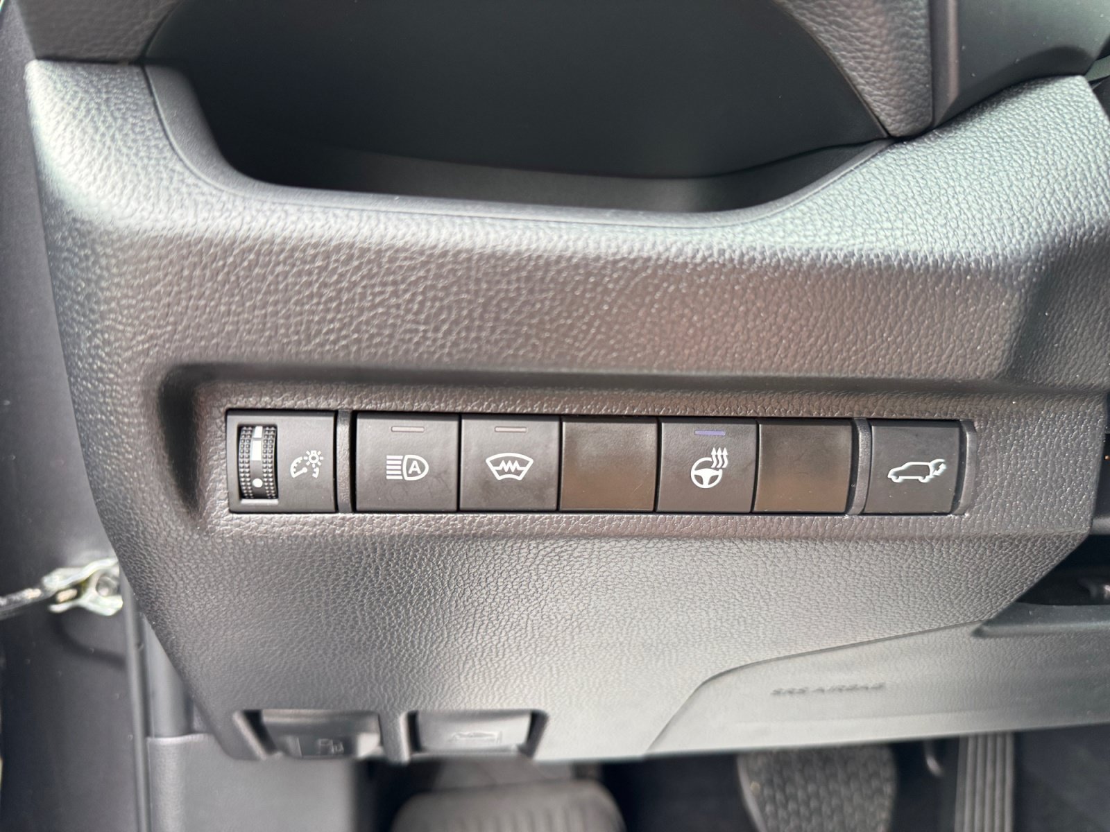Used 2023 Toyota RAV4 XLE w/ Convenience Package AWD/4WD image 23