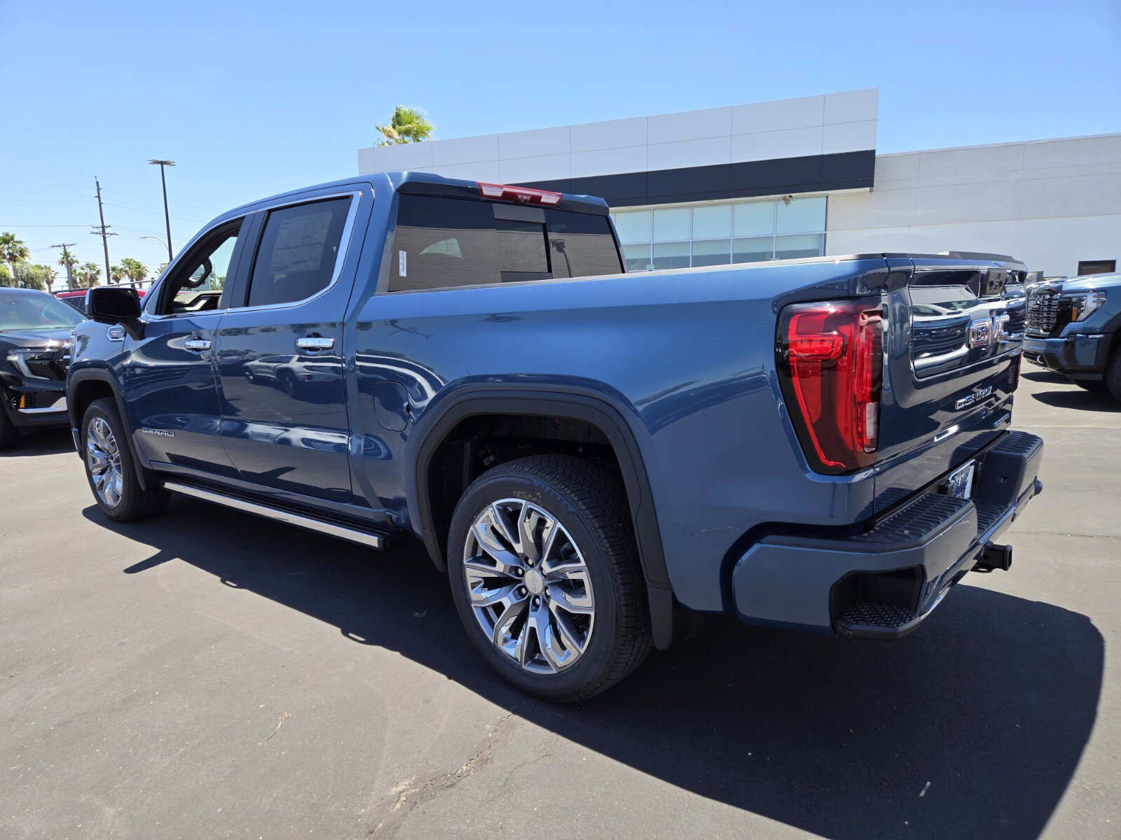 New 2025 GMC Sierra 1500 Denali image 3