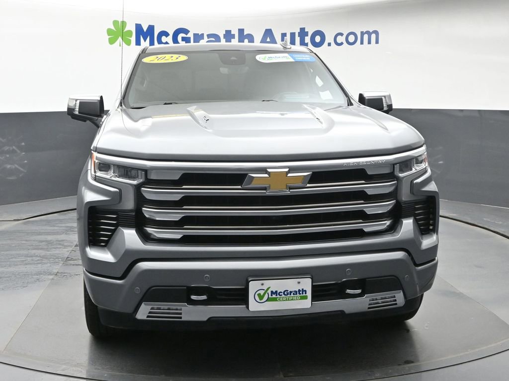 Used 2023 Chevrolet Silverado 1500 High Country w/ High Country Premium Package AWD/4WD image 4