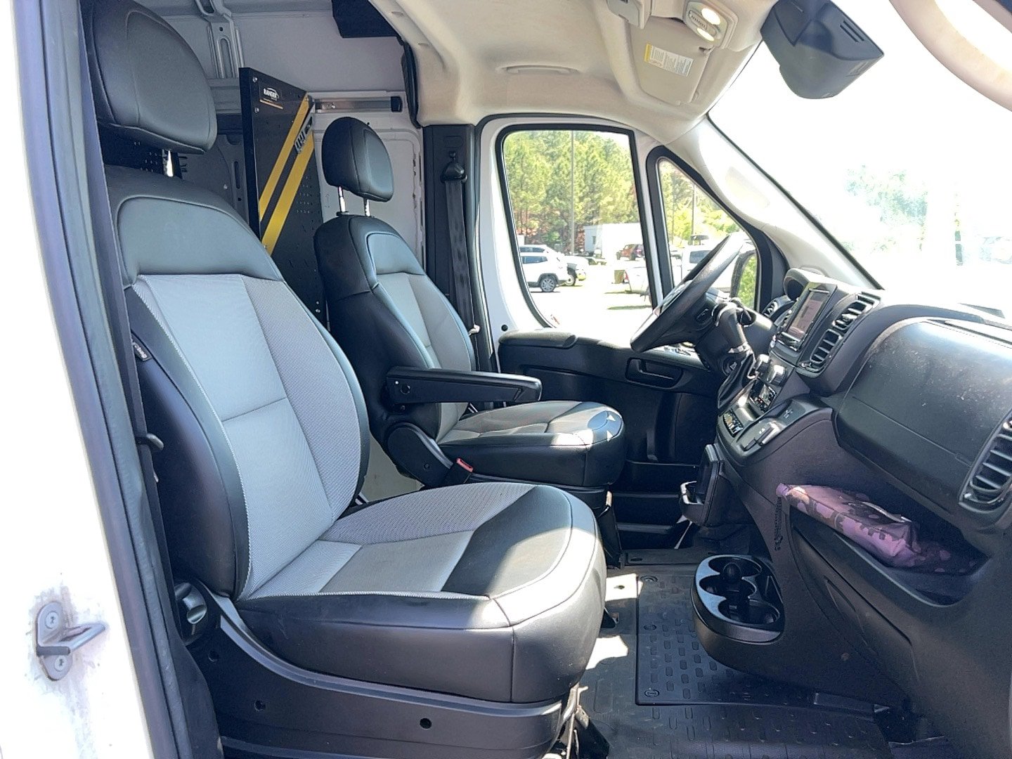 Used 2023 RAM ProMaster 2500 FWD image 22