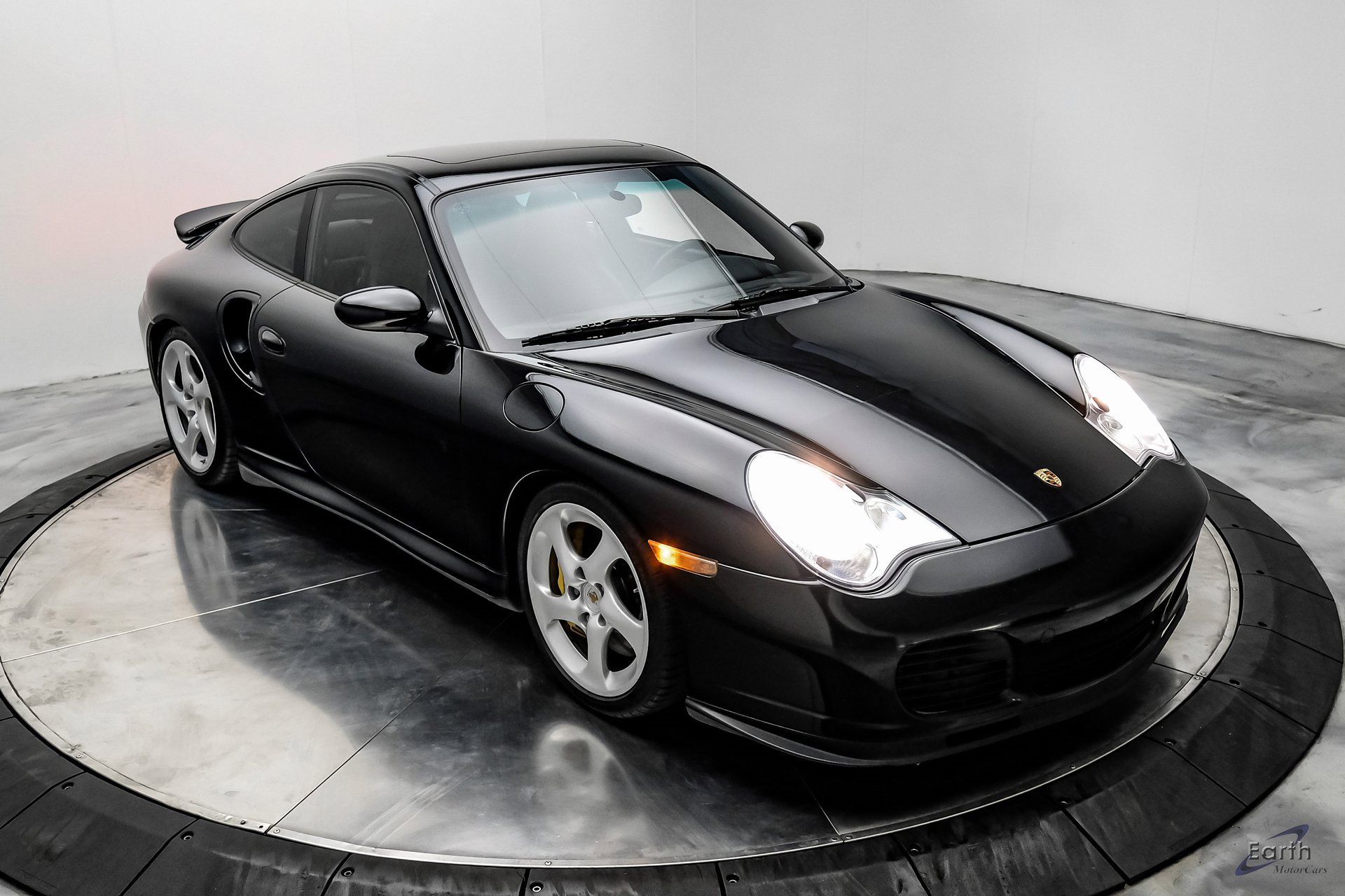 Used 2005 Porsche 911 Turbo S image 21