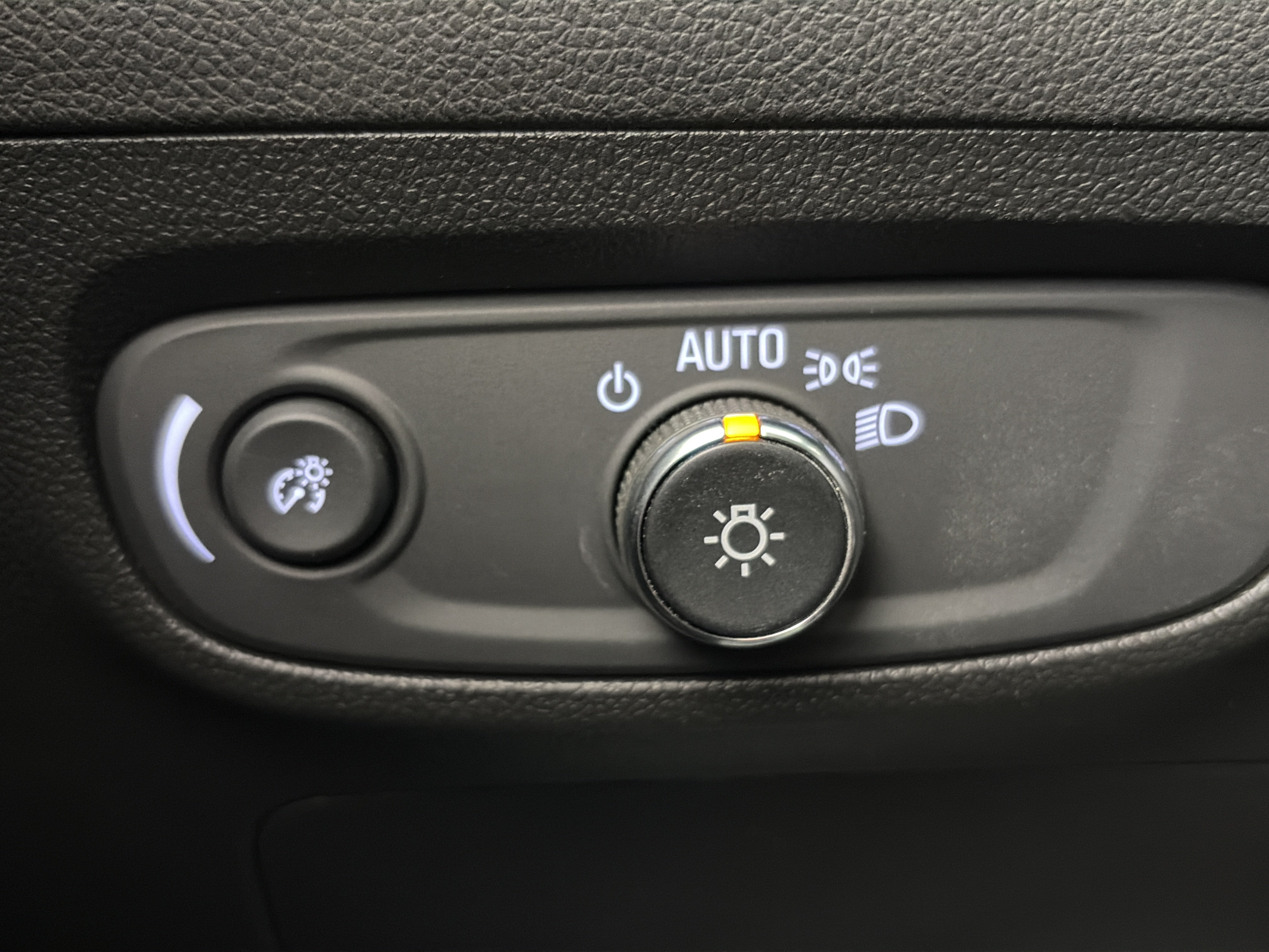 Used 2026 Buick Encore GX Preferred FWD image 27