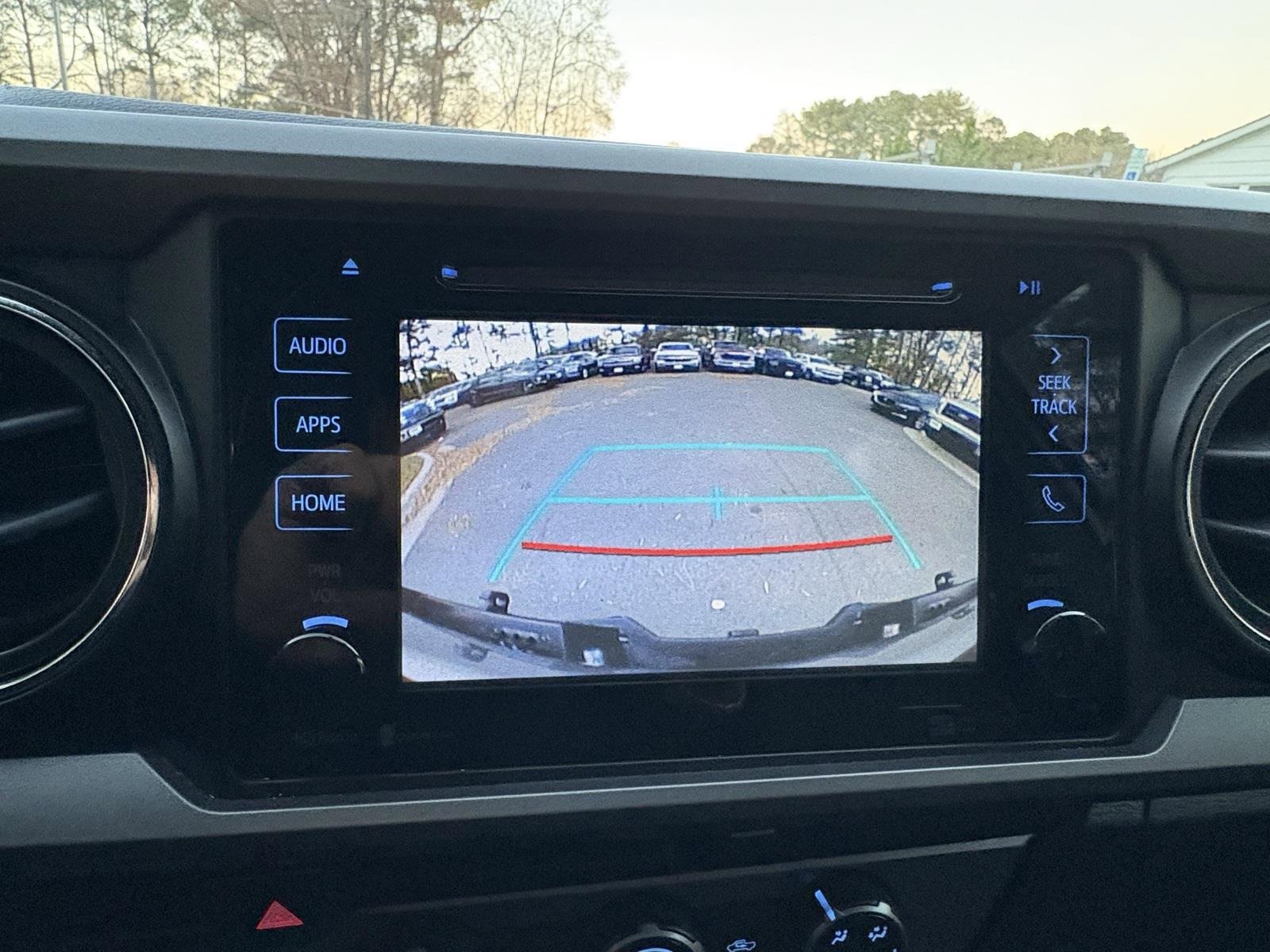 Used 2016 Toyota Tacoma TRD Sport image 35