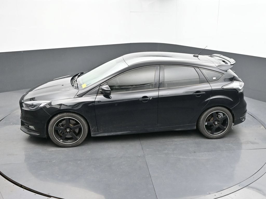 Used 2018 Ford Focus ST FWD image 20