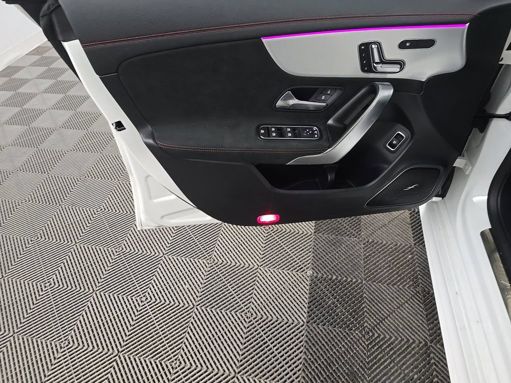 Certified 2025 Mercedes-Benz CLA 35 AMG 4MATIC image 9