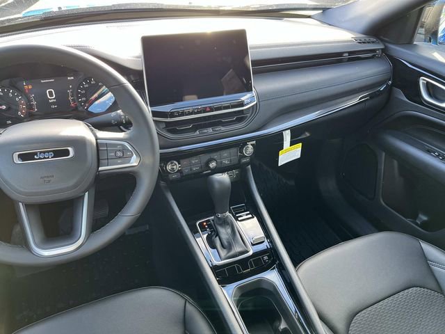 New 2026 Jeep Compass Latitude AWD/4WD image 13