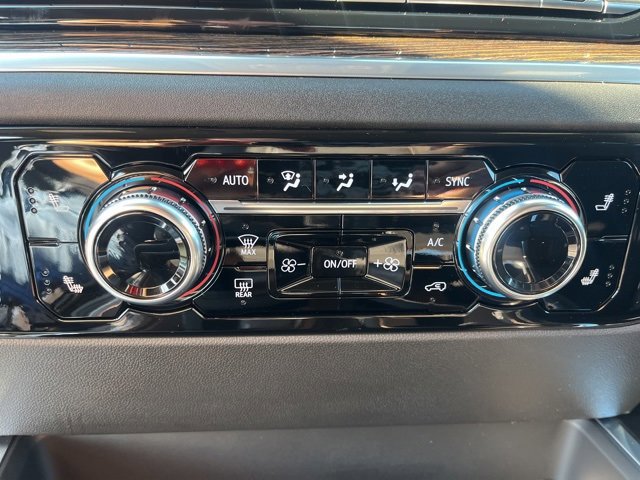 New 2026 GMC Sierra 1500 Elevation image 30