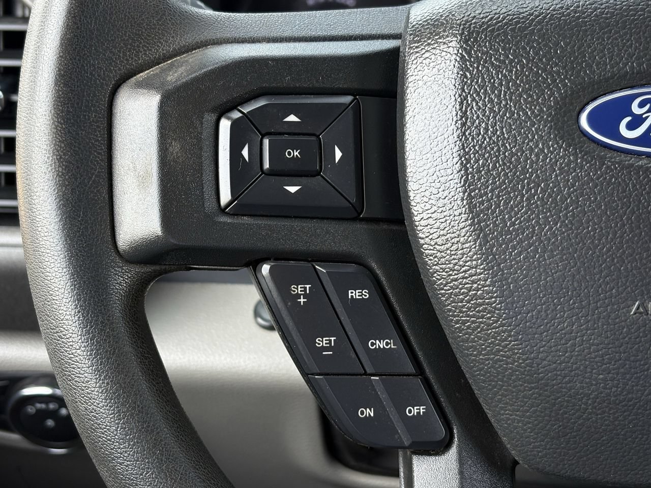 Used 2022 Ford F250 XL w/ Power Equipment Group AWD/4WD image 16