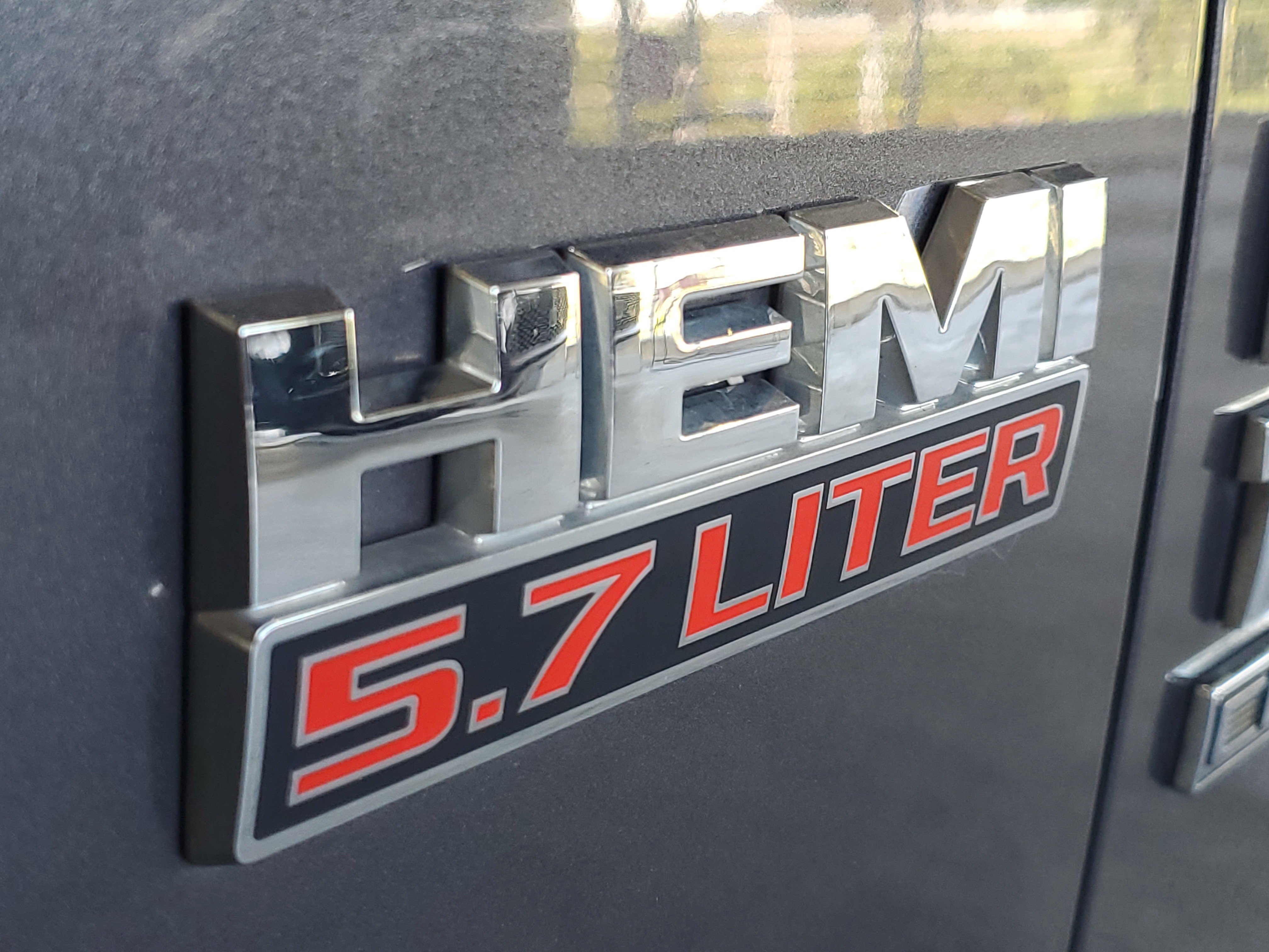 Certified 2021 RAM 1500 Classic SLT AWD/4WD image 6
