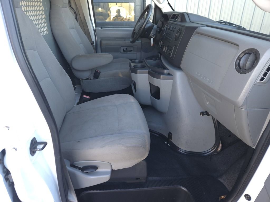 Used 2009 Ford E-250 and Econoline 250 image 18