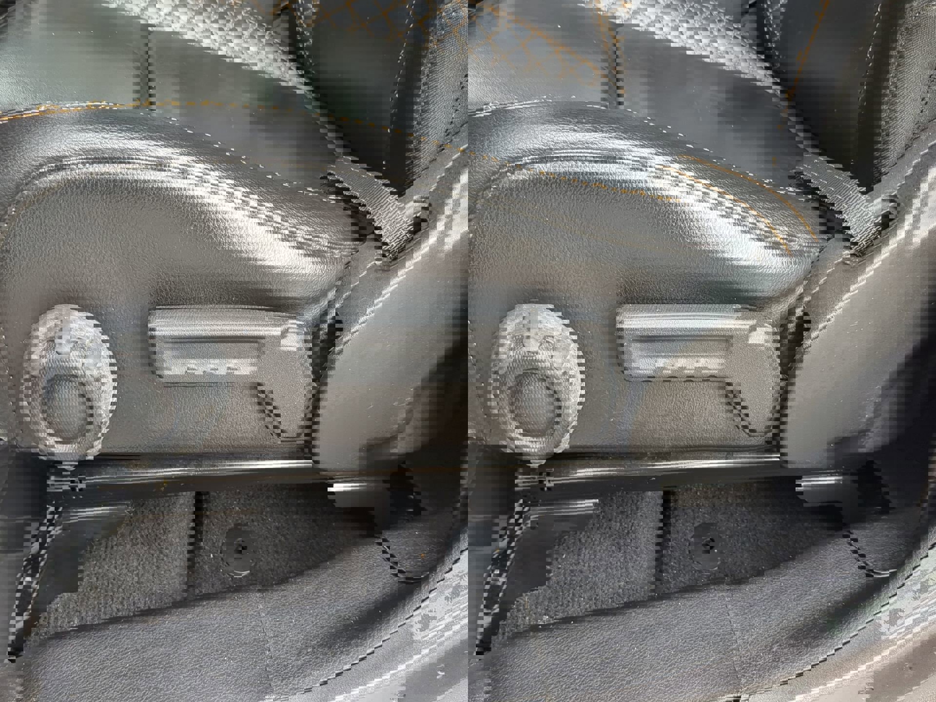 Used 2021 Jeep Wrangler Unlimited Sahara image 49