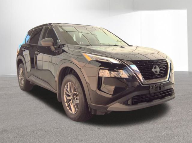 Used 2023 Nissan Rogue S image 4