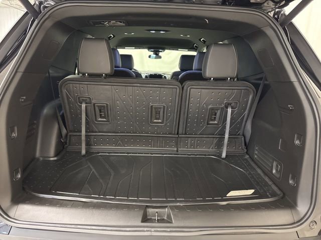 Used 2023 Chevrolet Traverse LT w/ LPO, Floor Liner Package image 15