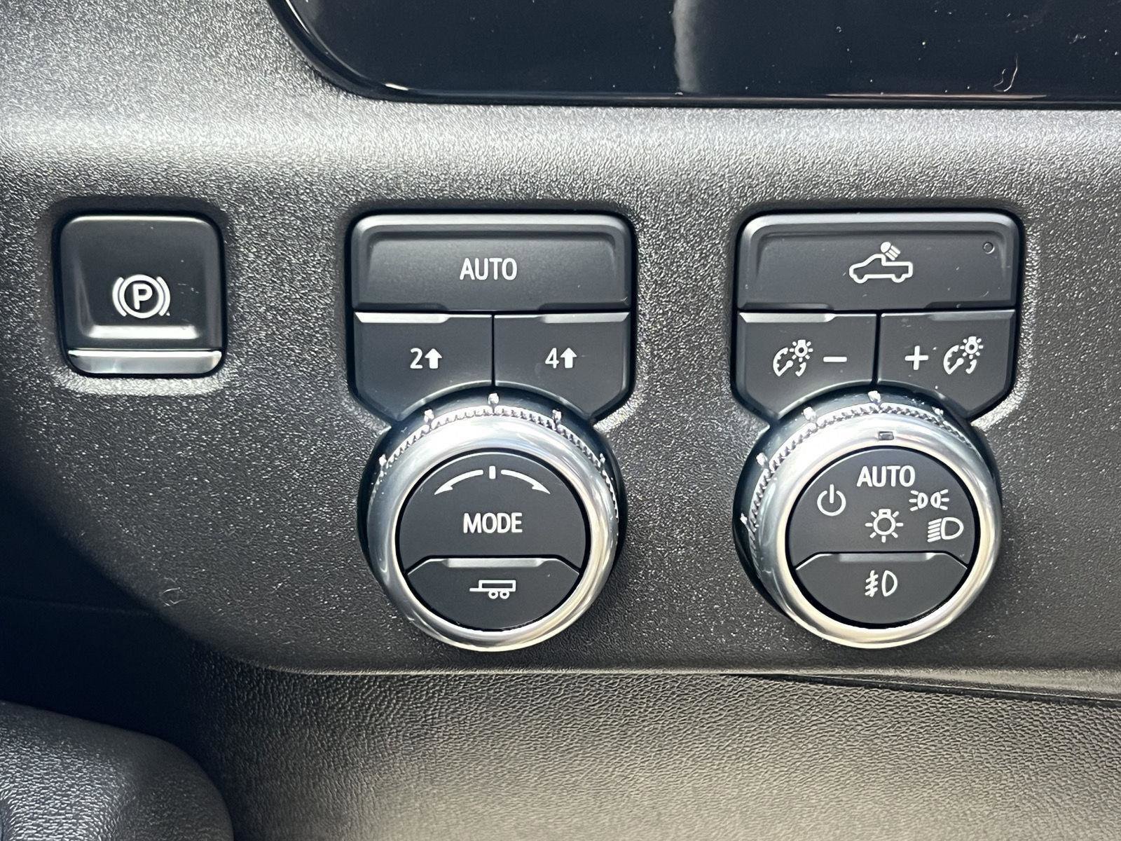 Used 2025 GMC Sierra 1500 Elevation AWD/4WD image 25
