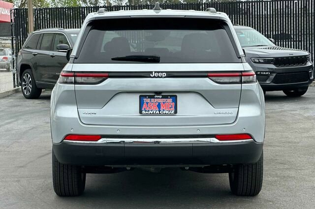 New 2023 Jeep Grand Cherokee Laredo X image 24