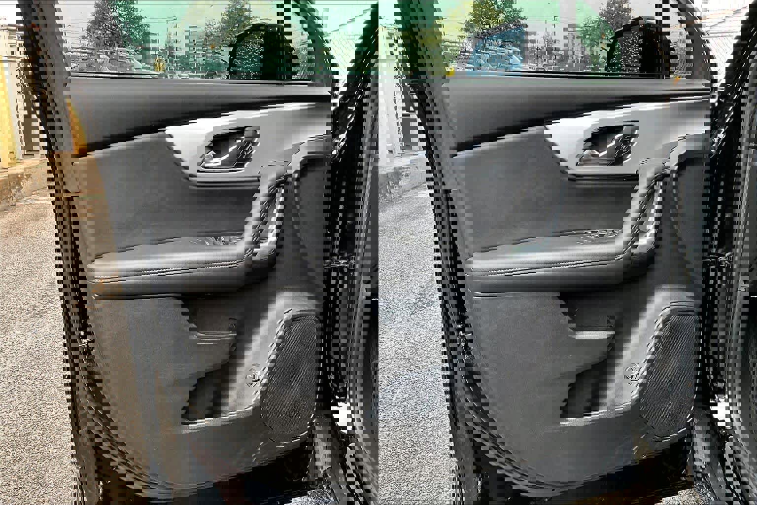 Used 2020 Chevrolet Blazer LT image 22