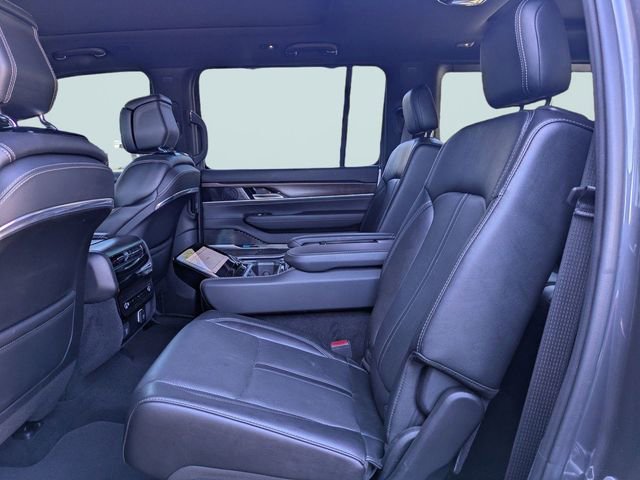 Used 2023 Jeep Grand Wagoneer 4WD w/ Convenience Group III image 16