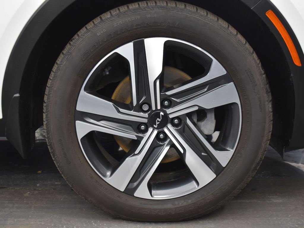 Used 2022 Kia Sorento SX w/ Panoramic Sunroof Package image 8