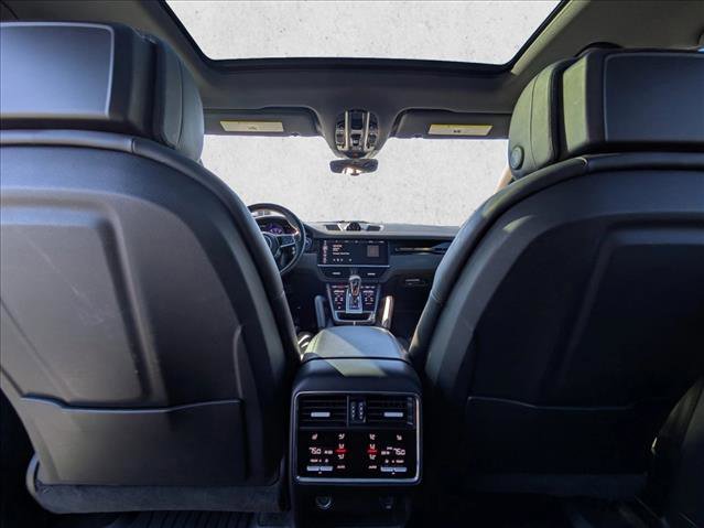 Used 2019 Porsche Cayenne image 19