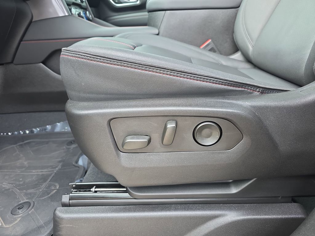 Used 2023 Chevrolet Tahoe RST w/ Luxury Package image 32