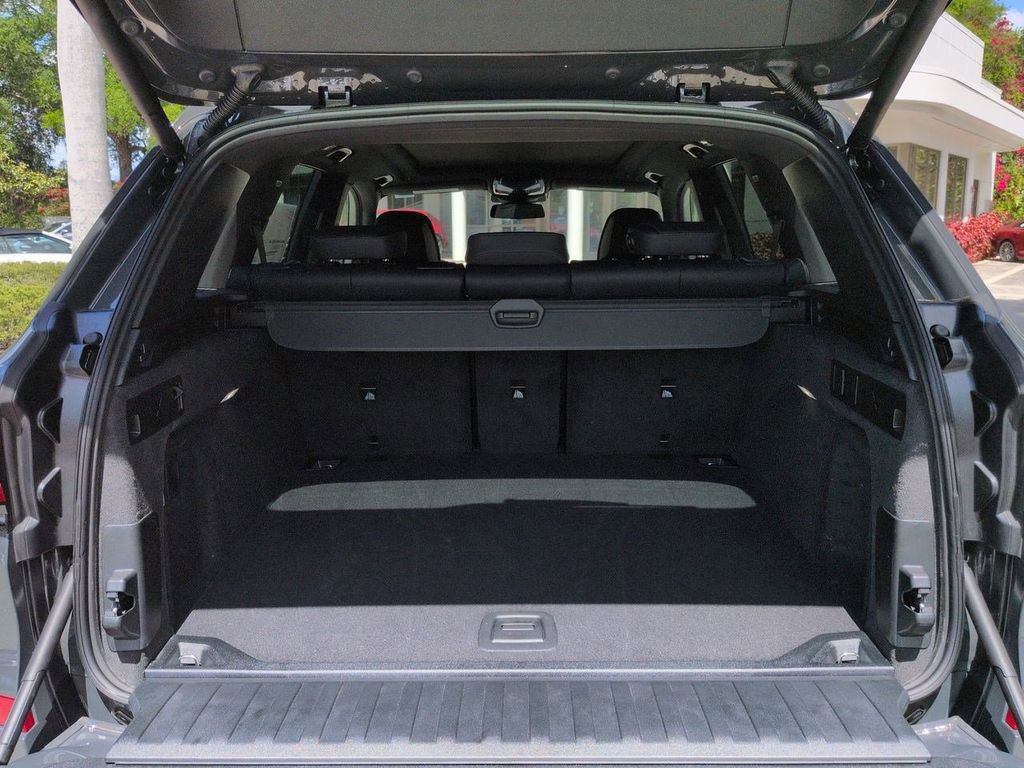 New 2026 BMW X5 sDrive40i w/ M Sport Package image 13