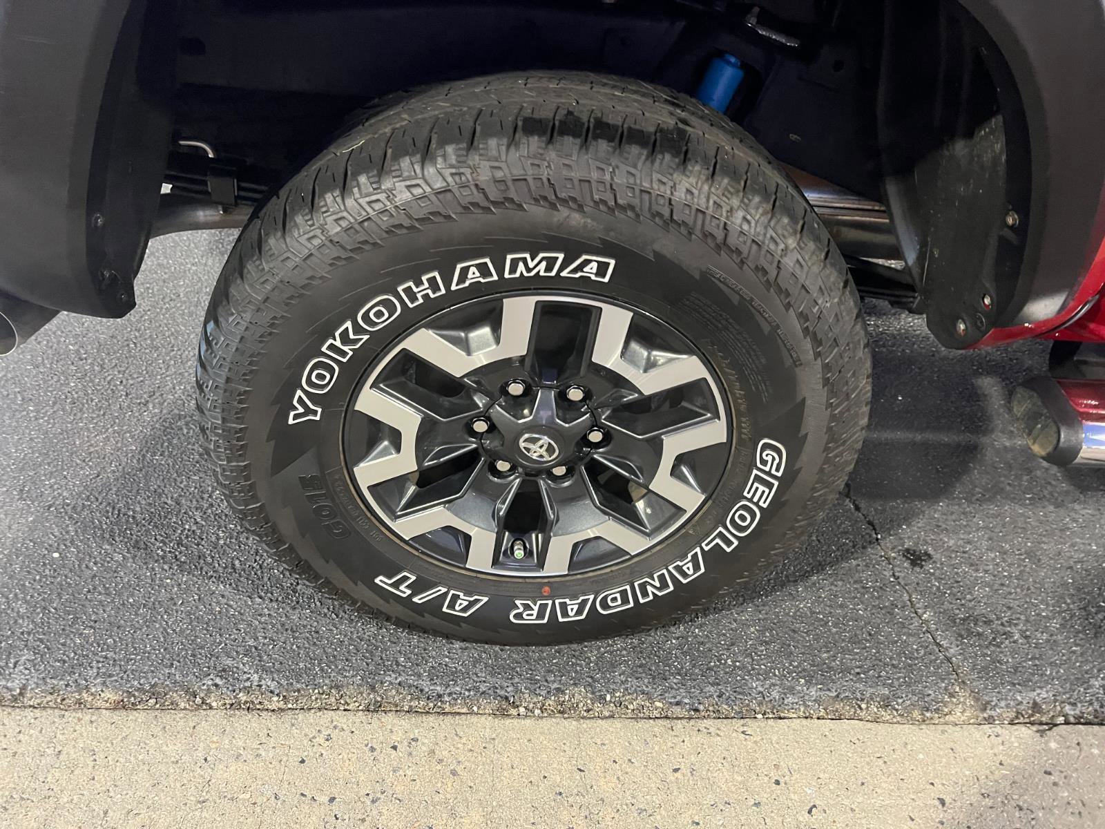 Certified 2021 Toyota Tacoma TRD Off-Road image 36