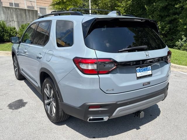 Used 2023 Honda Pilot Touring image 5
