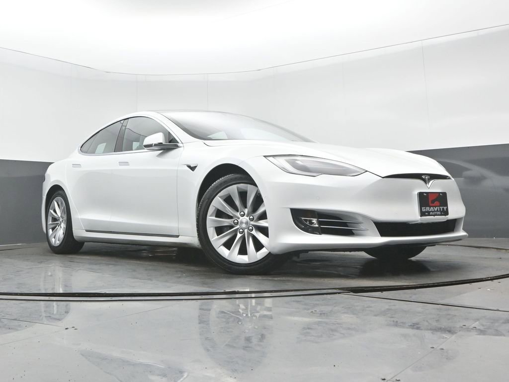 Used 2020 Tesla Model S Long Range image 26