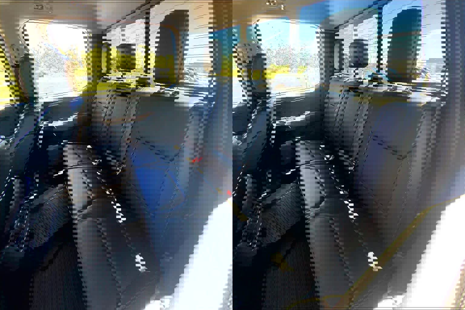 Used 2024 Ford F250 Lariat w/ FX4 Off-Road Package image 20