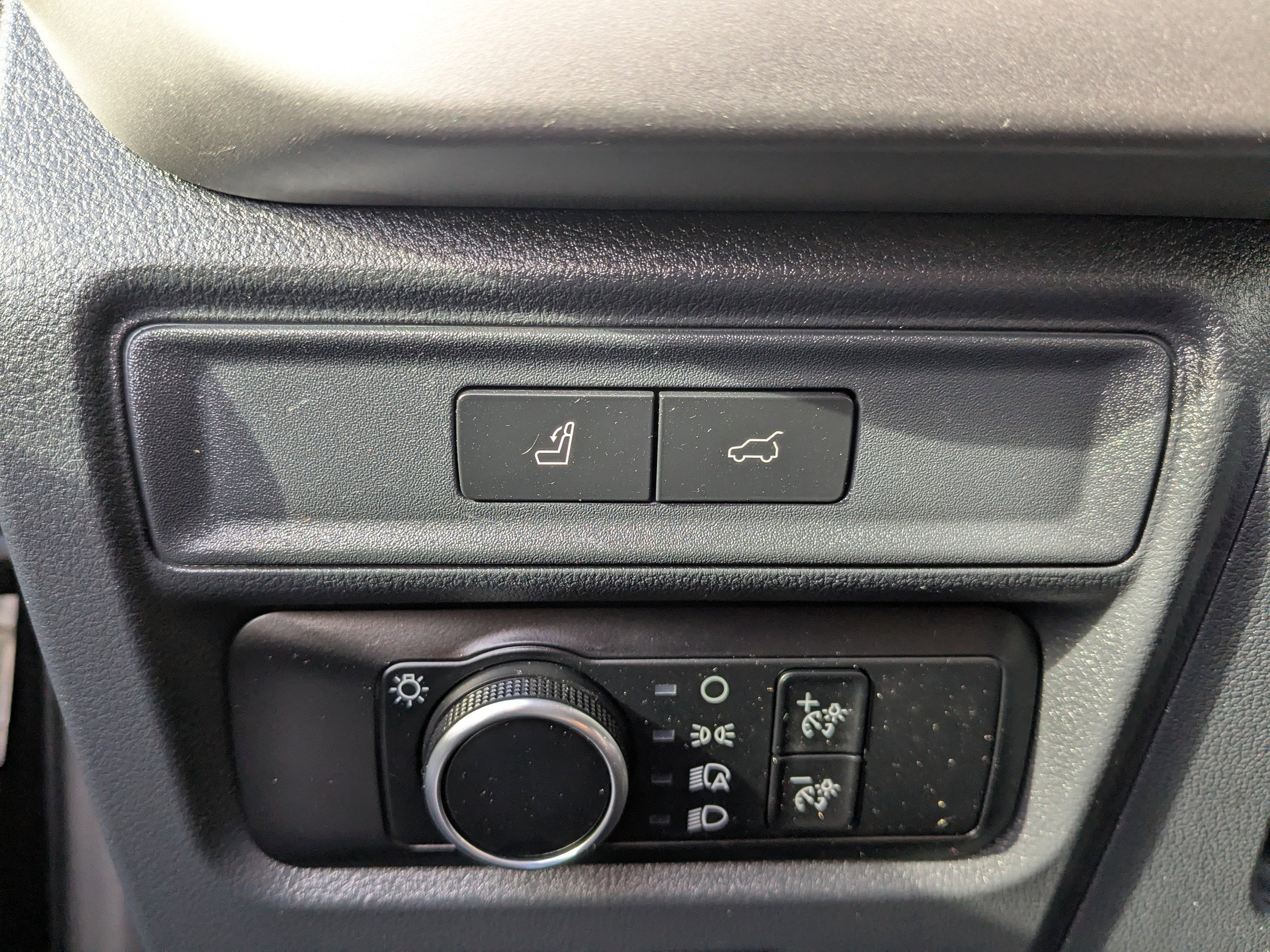 Used 2024 Ford Expedition Max XLT image 26