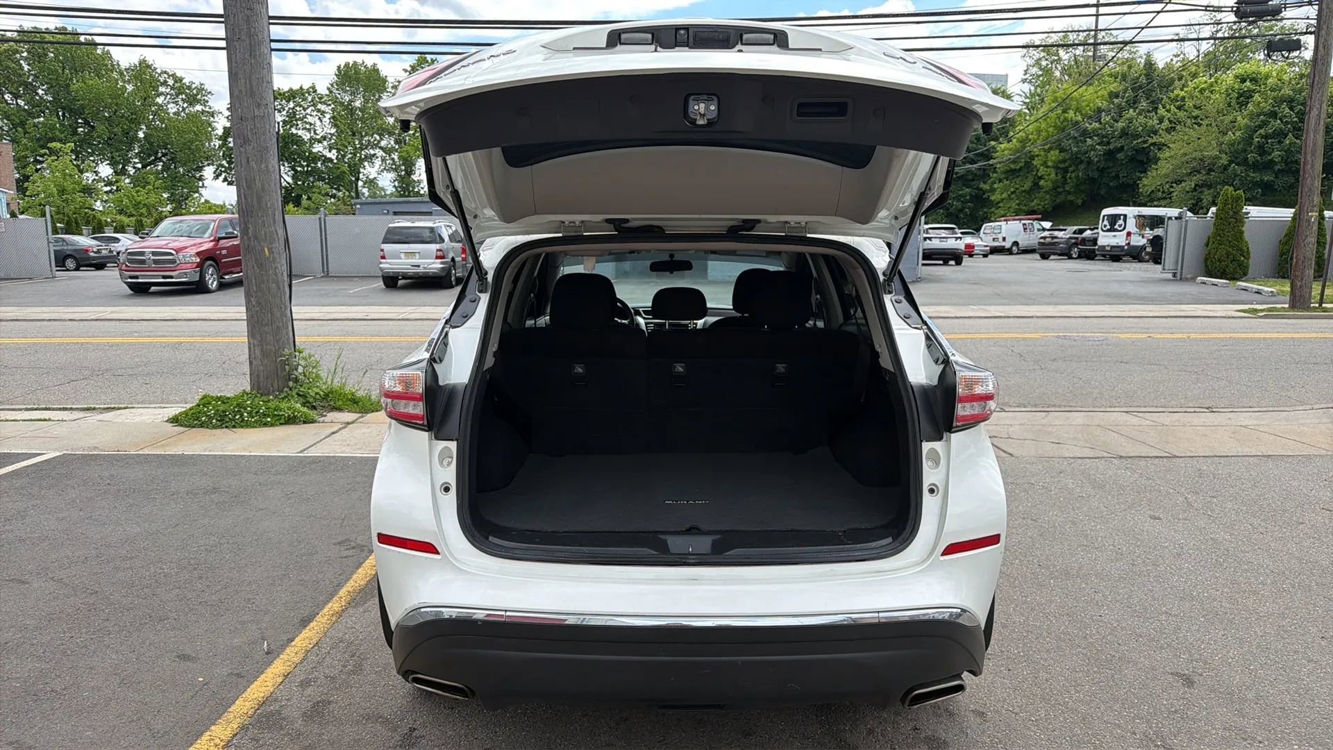 Used 2016 Nissan Murano SV AWD/4WD image 27