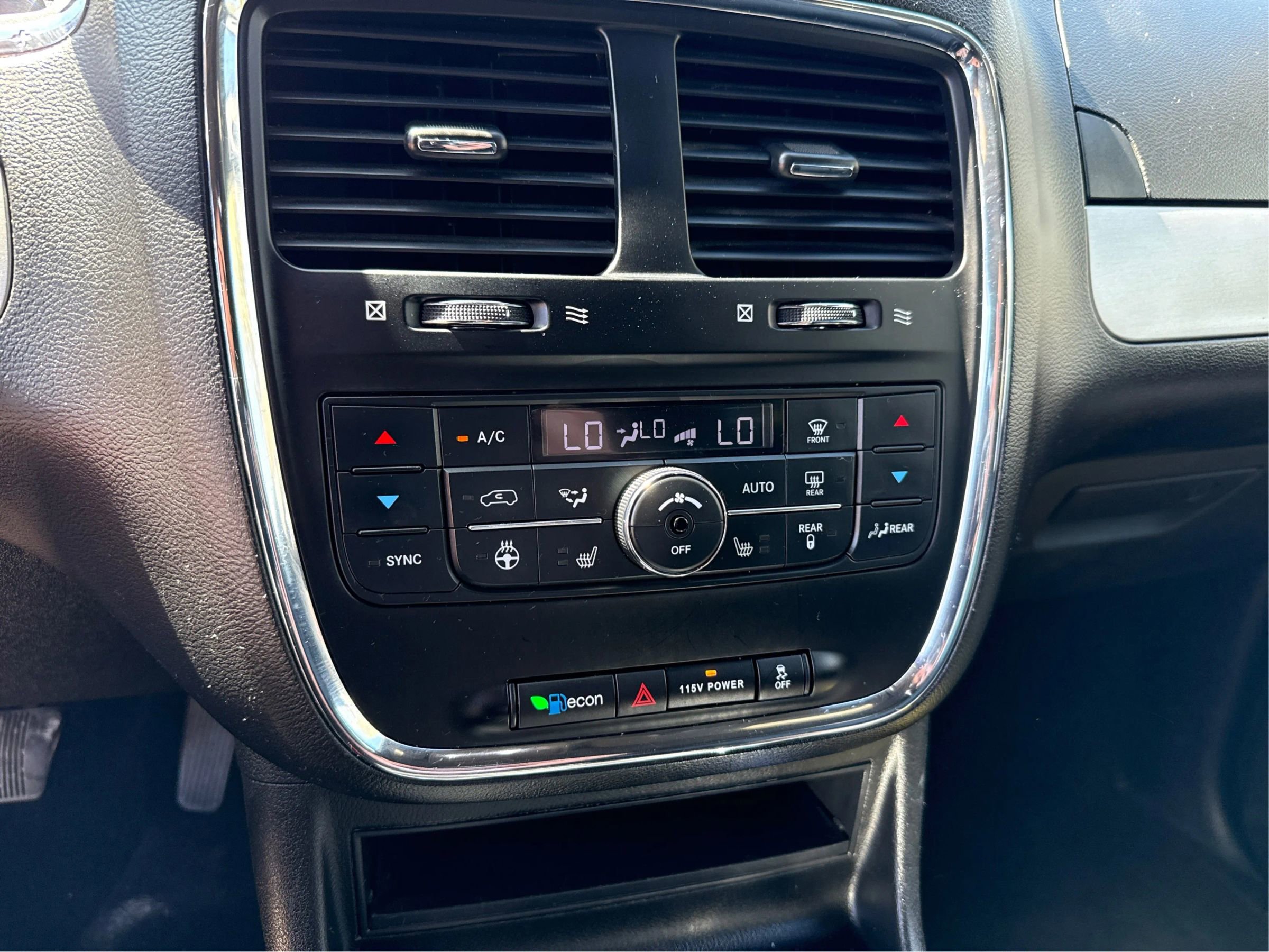Used 2019 Dodge Grand Caravan GT FWD image 27