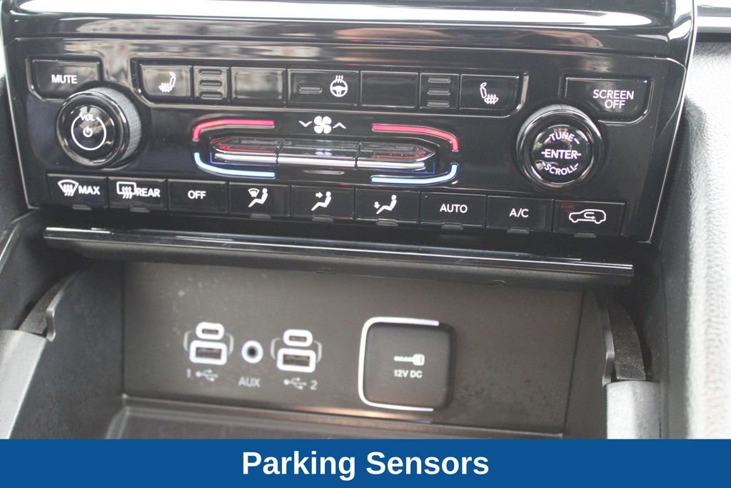 Used 2024 Jeep Grand Cherokee Altitude image 8