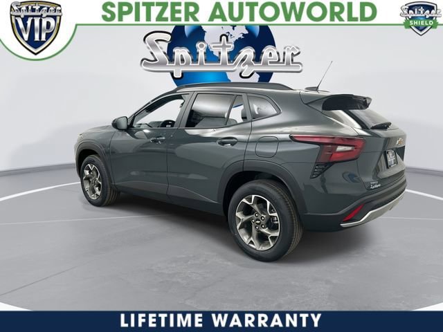 New 2026 Chevrolet Trax LT w/ LT Convenience Package FWD image 6