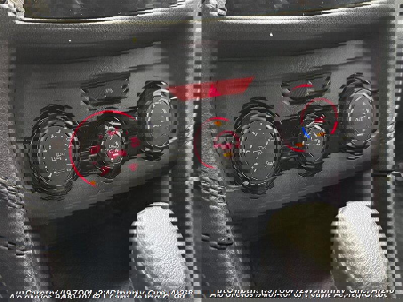 Used 2018 Subaru Impreza 2.0i Premium image 16