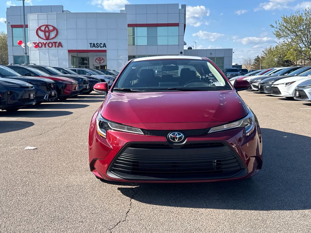 New 2026 Toyota Corolla LE FWD image 2