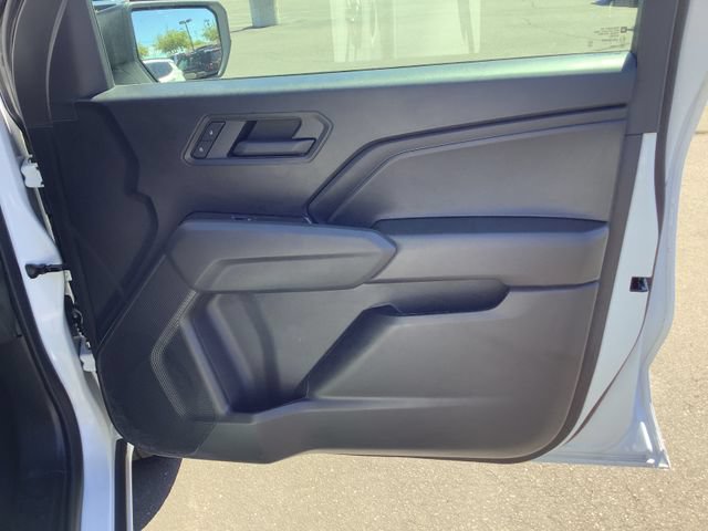 Used 2026 Chevrolet Colorado W/T w/ Advanced Trailering Package RWD image 39