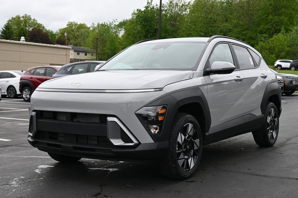 Certified 2025 Hyundai Kona SEL image 2