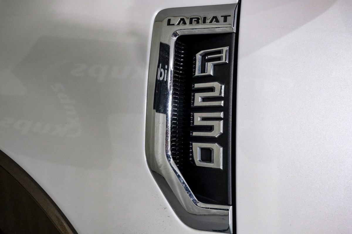 Used 2017 Ford F250 Lariat w/ Chrome Package image 42