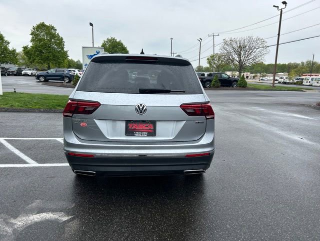 Used 2020 Volkswagen Tiguan SE w/ 3rd Row Seat Package AWD/4WD image 6