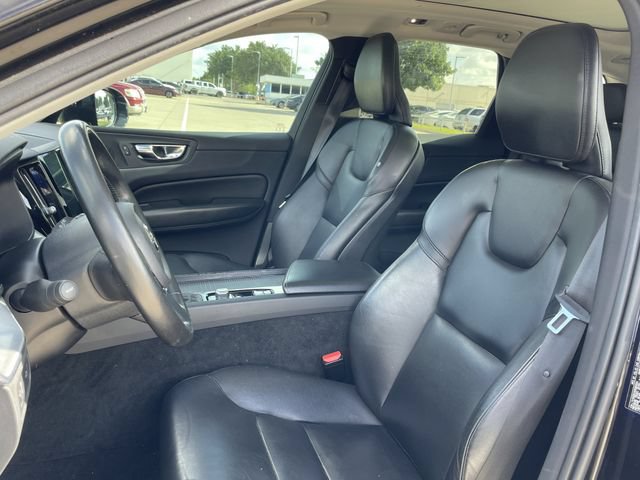 Used 2019 Volvo XC60 T5 Momentum w/ Protection Package Premier FWD image 24