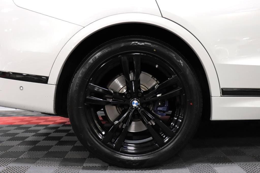Used 2021 BMW X7 xDrive40i w/ M Sport Package image 86