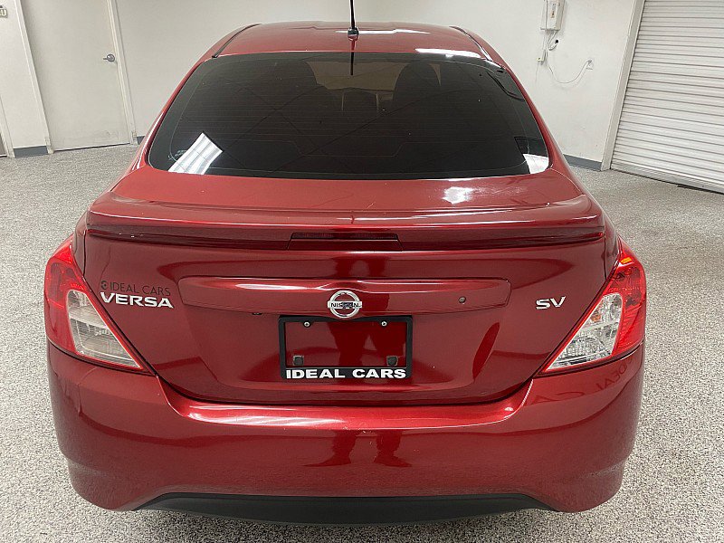 Used 2018 Nissan Versa SV image 6