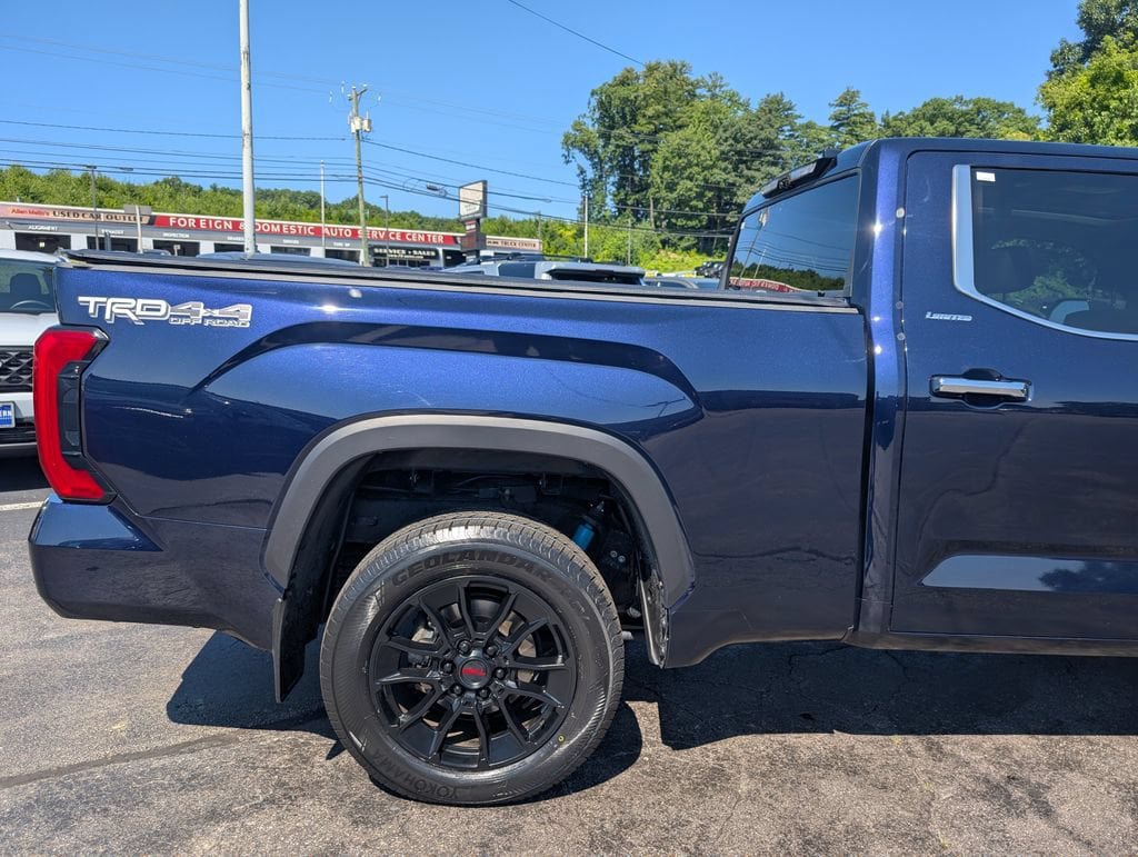 Used 2023 Toyota Tundra Limited w/ TRD Off-Road Package AWD/4WD image 8